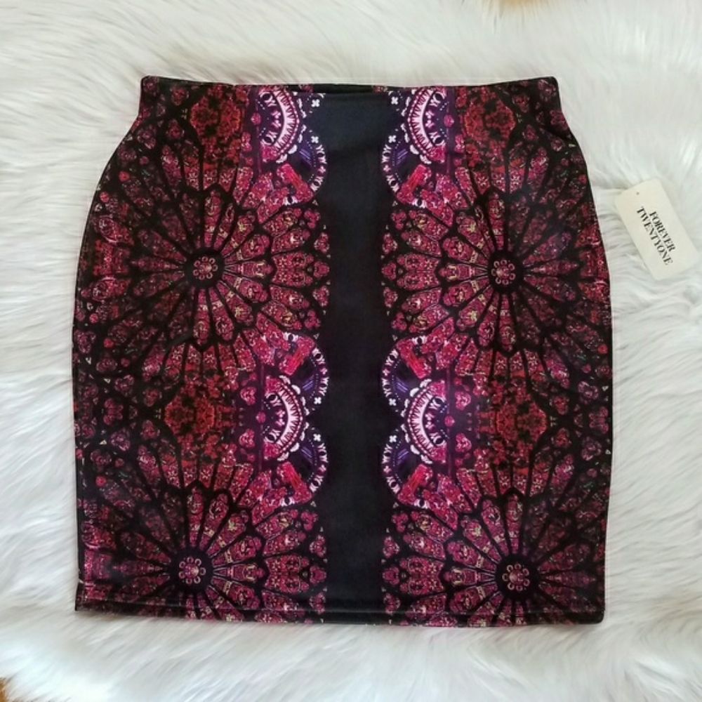 NWT Forever 21 Mandala Bodycon Skirt - Picture 2 of 7